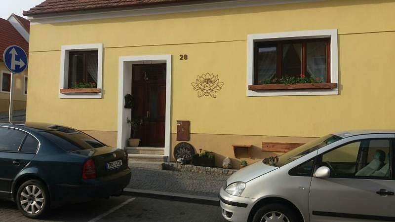 Ferienwohnung Apartman Lotos Mikulov Exterior foto